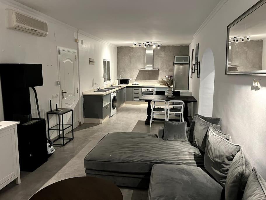 Nerja Burriana Apartment Bagian luar foto